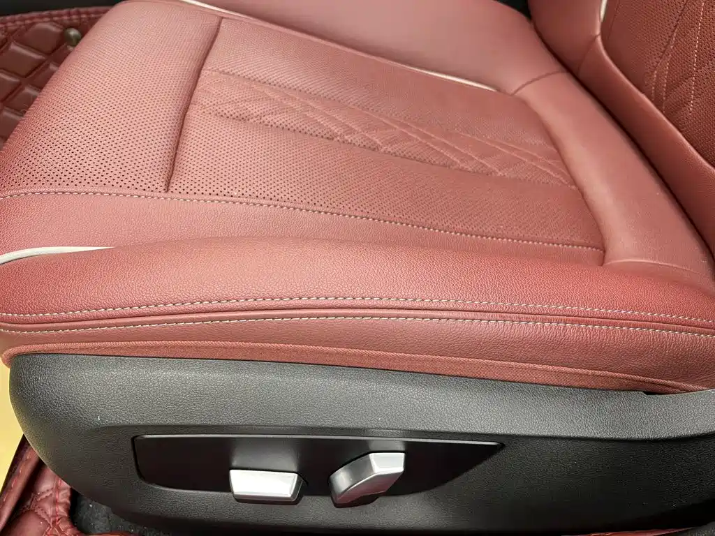 BMW 5 Series — миниатюра 23