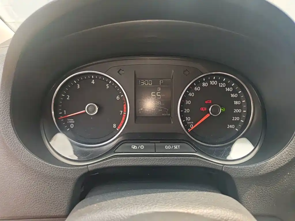 Volkswagen Polo — миниатюра 7