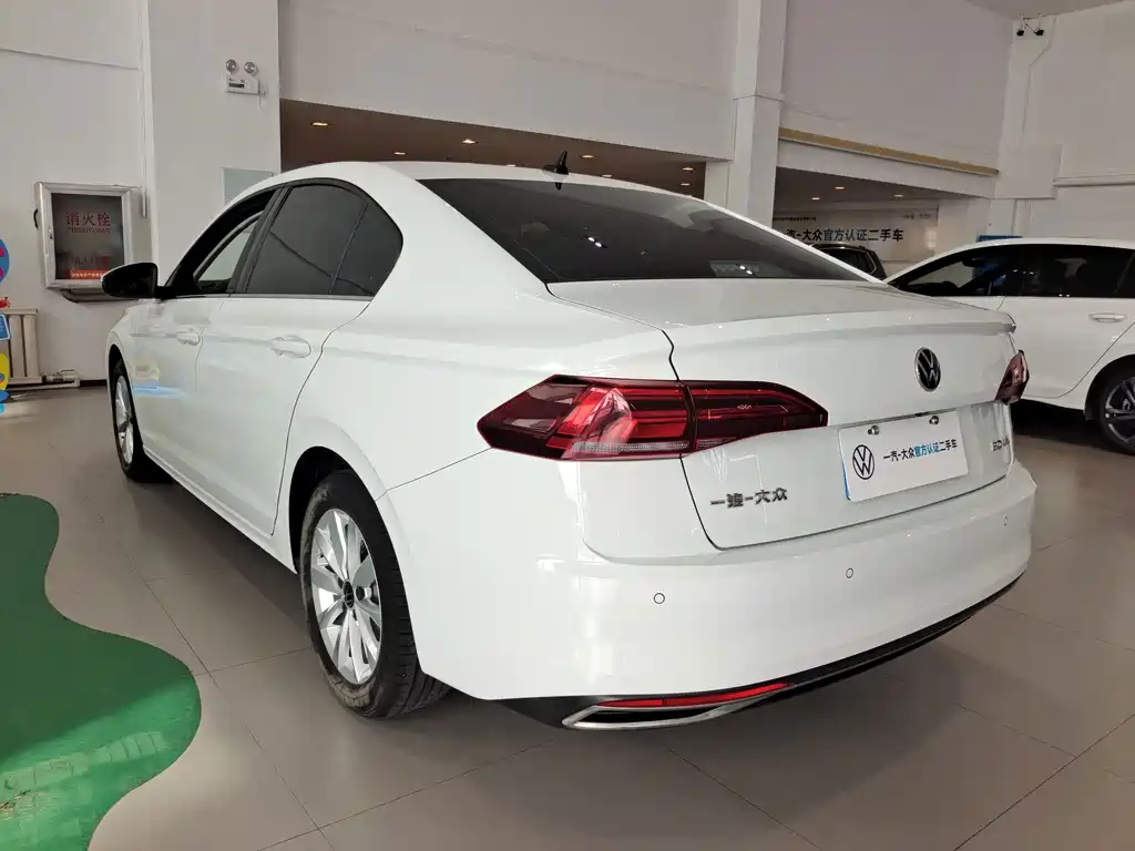 Volkswagen Bora — миниатюра 5