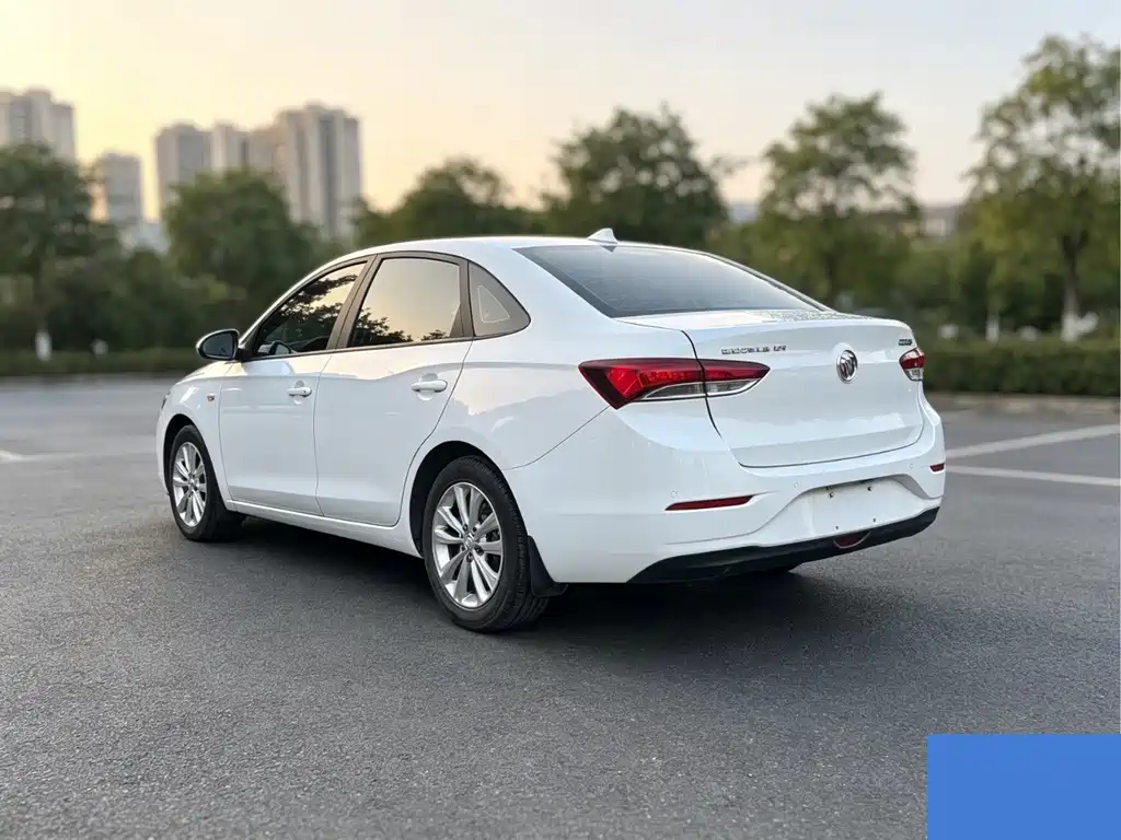 Buick Excelle — миниатюра 6