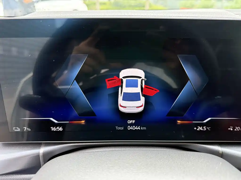 BMW i3 — миниатюра 9