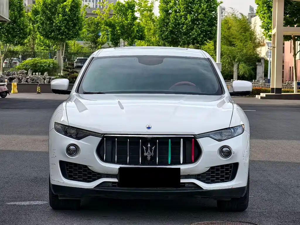 Maserati Levante 2016