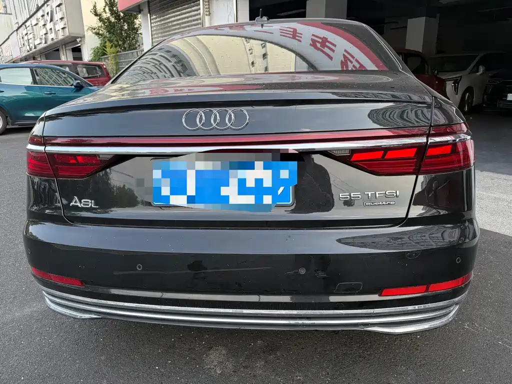 Audi A8 — миниатюра 4