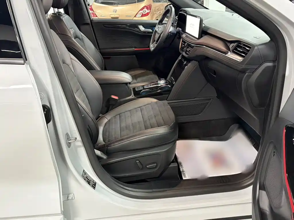 Ford Escape — миниатюра 13