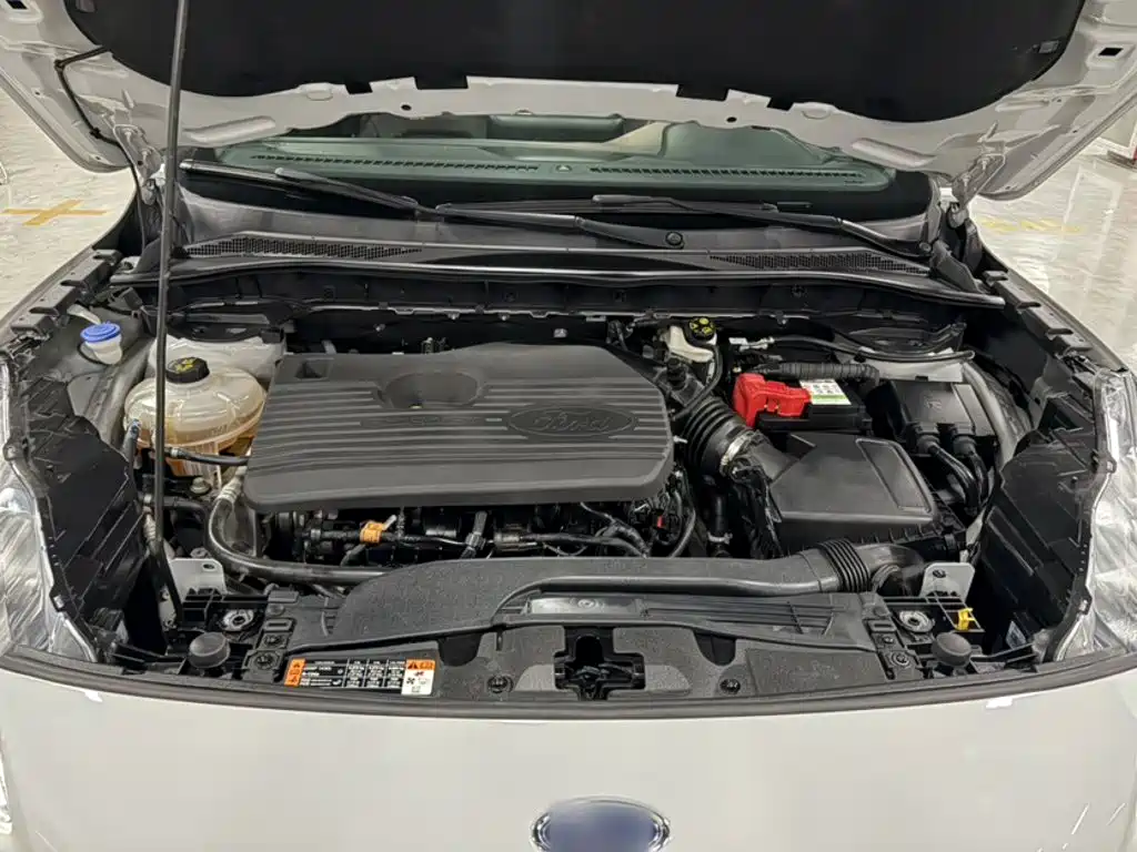 Ford Escape — миниатюра 15