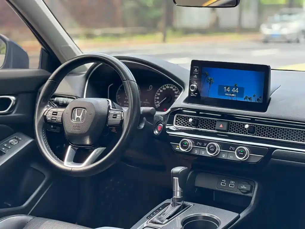 Honda Civic — миниатюра 9