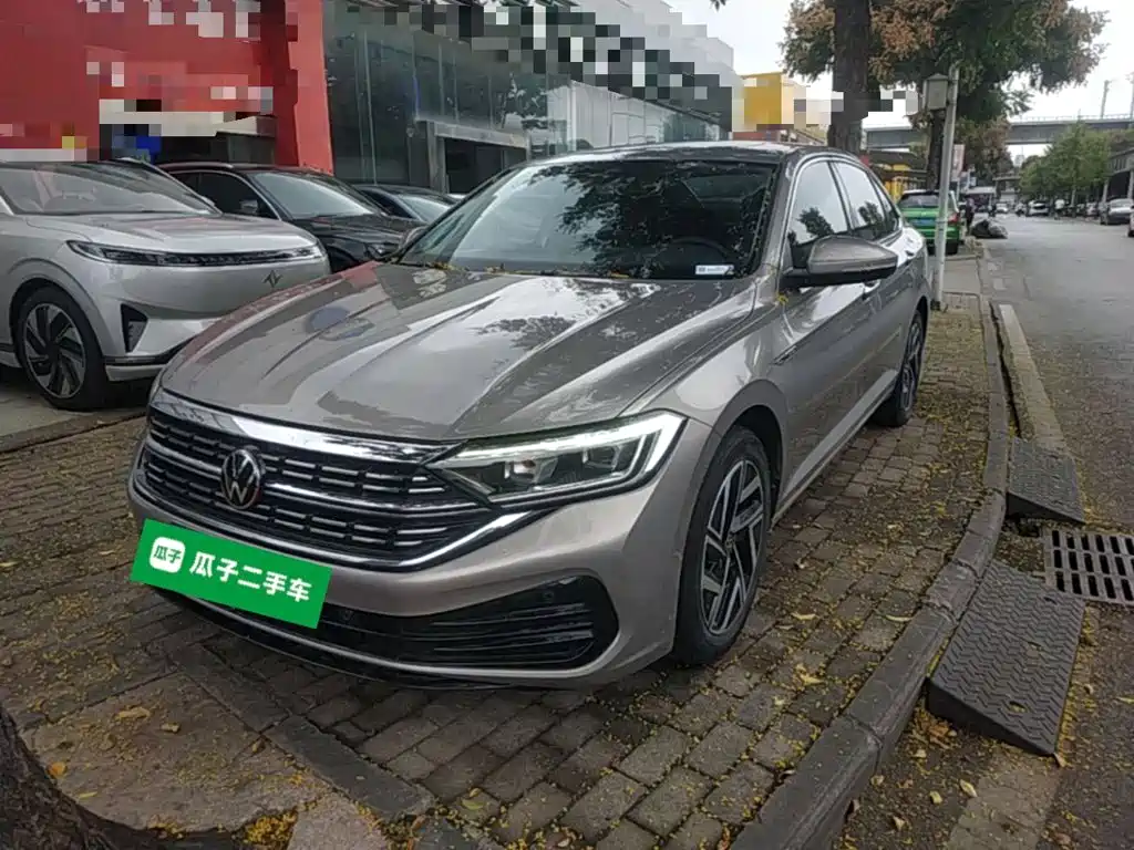 Volkswagen Sagitar — миниатюра 2