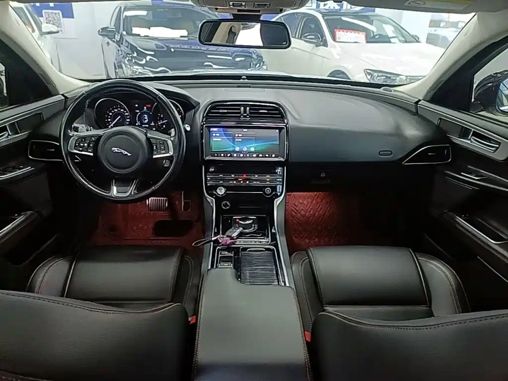 Jaguar XEL — миниатюра 10