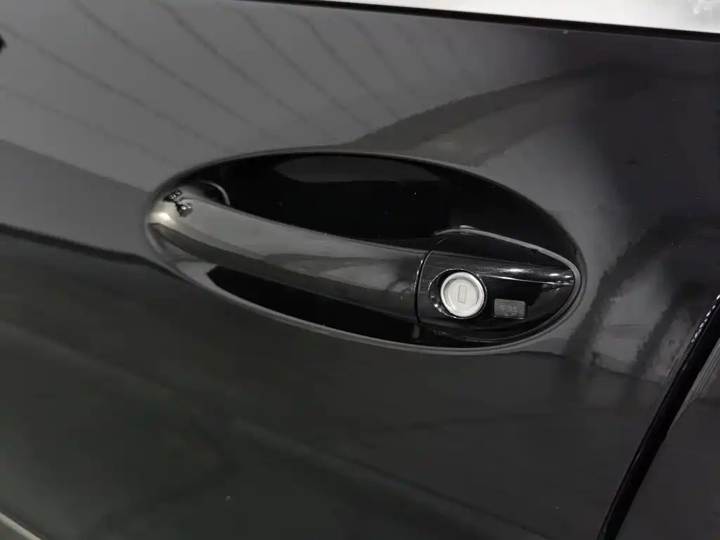 Mercedes-Benz R-Class — миниатюра 18