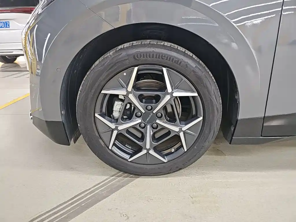 Lynk & Co Z20 — миниатюра 23
