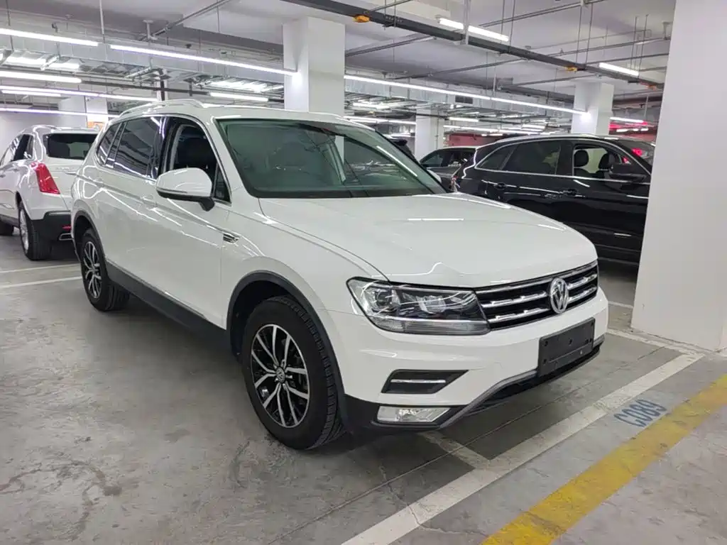Volkswagen Tiguan L — миниатюра 4