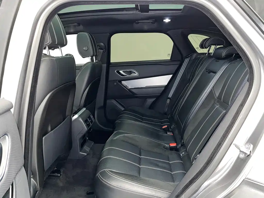 Land Rover Velar — миниатюра 13