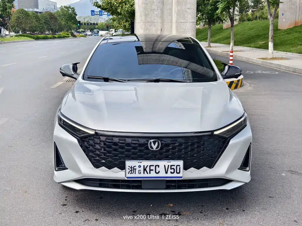 Changan Ruicheng PLUS — миниатюра 2