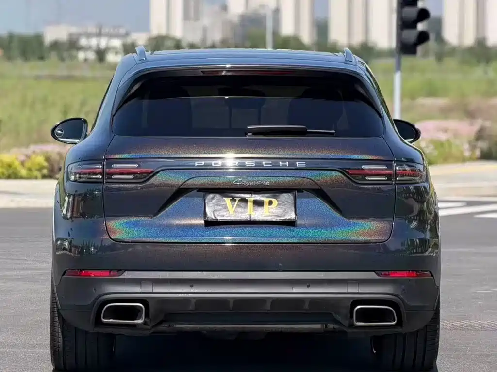 Porsche Cayenne — миниатюра 8