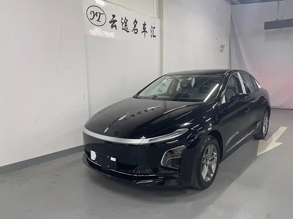 Hongqi Hongqi E-QM5 2026