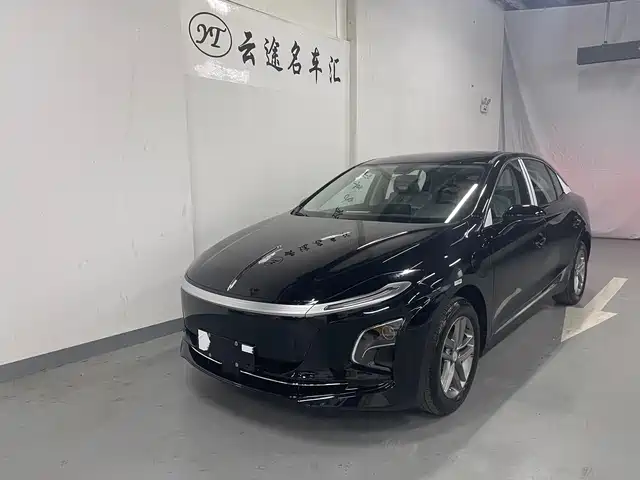 2026 Hongqi E-QM5