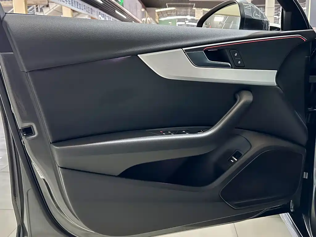 Audi A4L — миниатюра 15