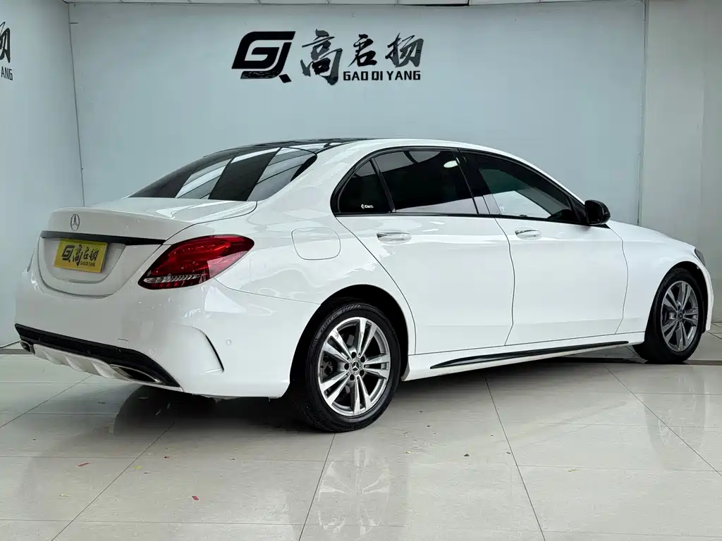 Mercedes-Benz C-Class — миниатюра 22