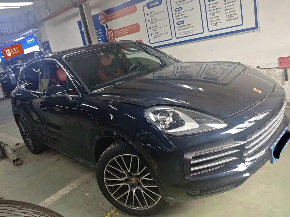 Porsche Cayenne — миниатюра 2