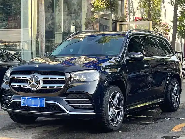 MERCEDES-BENZ GLS 2023