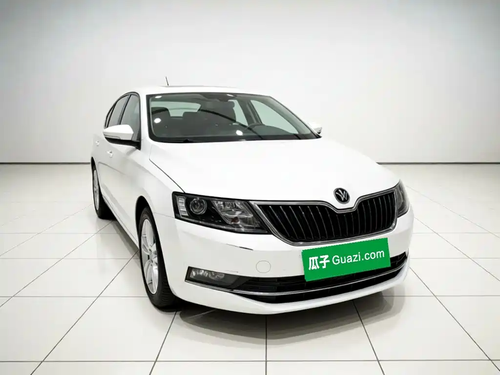 Skoda Rapid — миниатюра 3