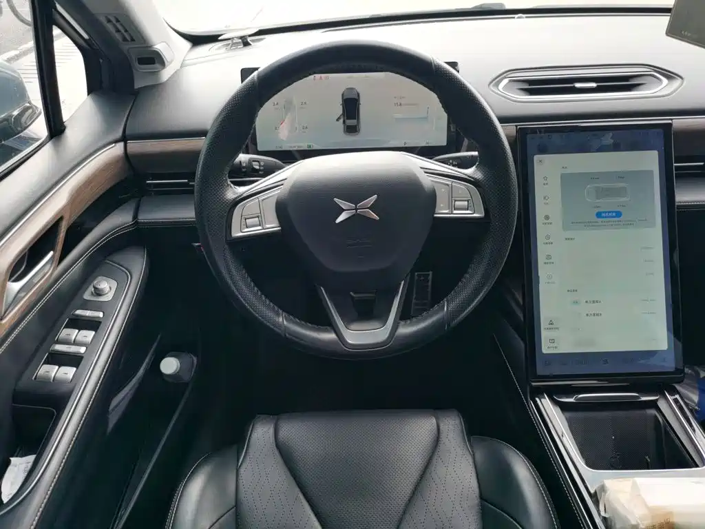 XPeng P5 — миниатюра 3