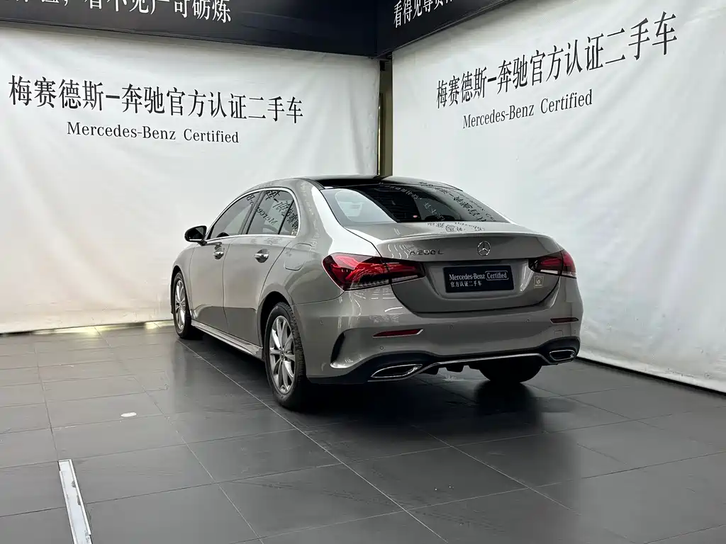 Mercedes-Benz A-Class — миниатюра 6