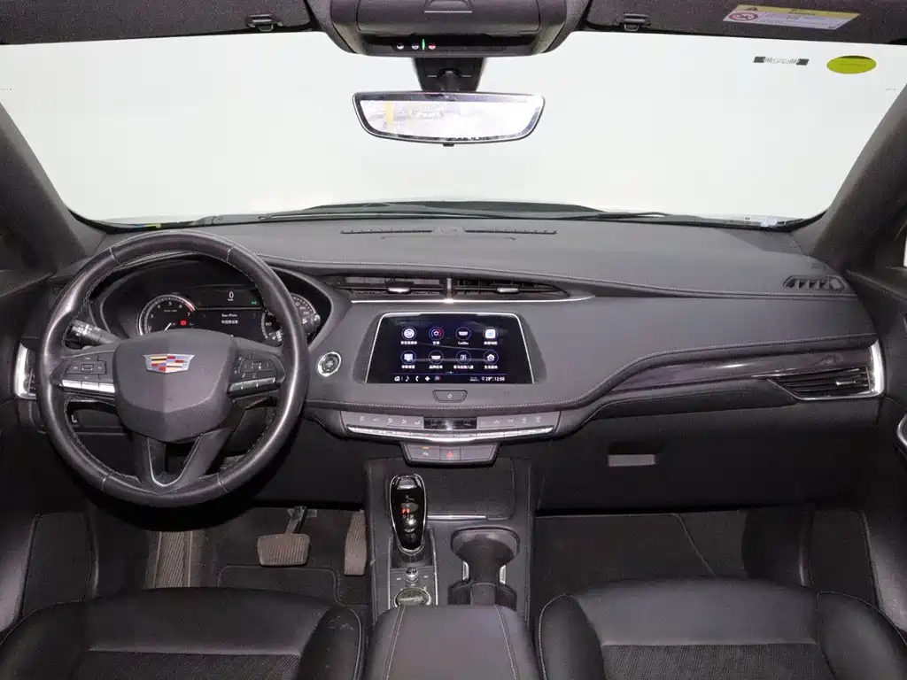Cadillac XT4 — миниатюра 15