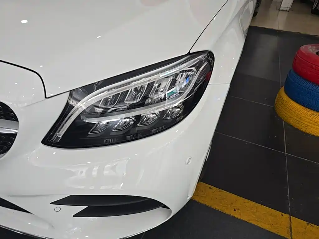 Mercedes-Benz C-Class — миниатюра 24