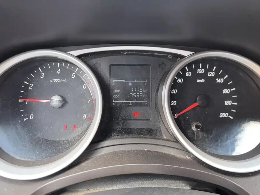 Wuling Hongguang — миниатюра 14