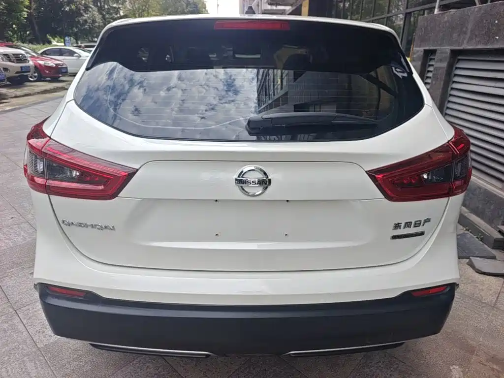 Nissan Qashqai — миниатюра 6
