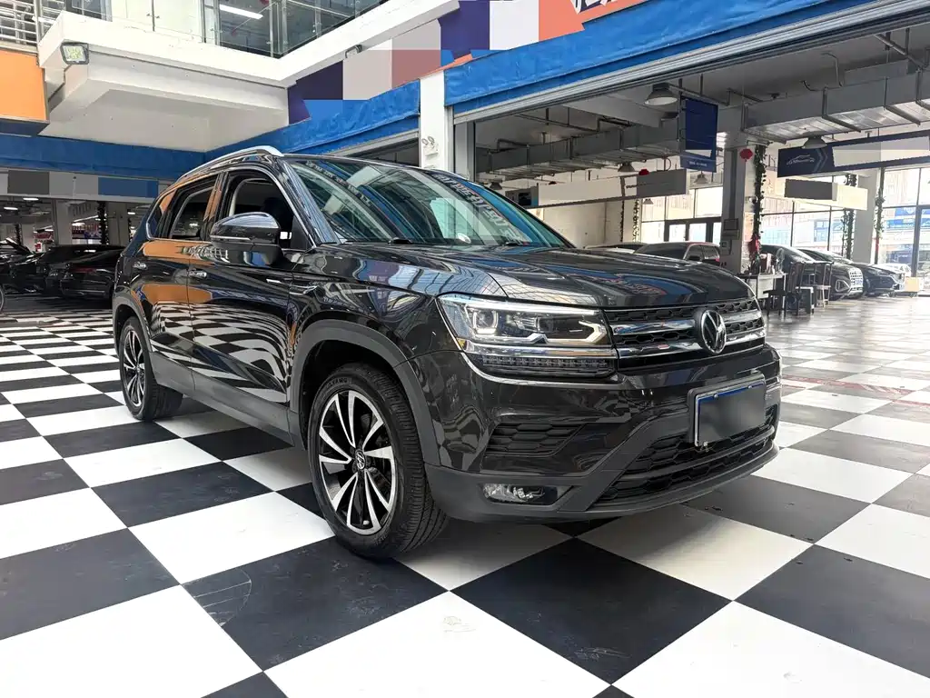 Volkswagen Tharu — миниатюра 3