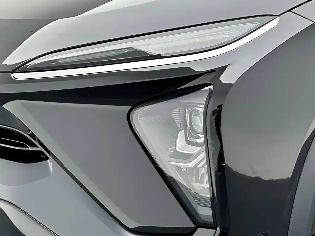 NIO ES6 — миниатюра 12