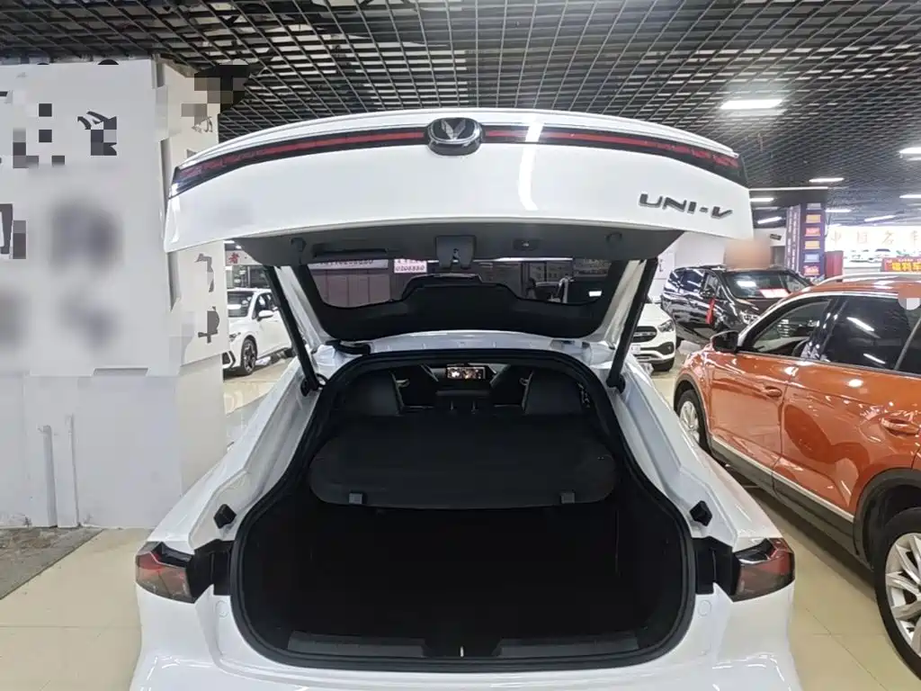 Changan UNI-V — миниатюра 19