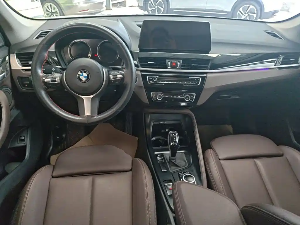BMW X1 — миниатюра 10