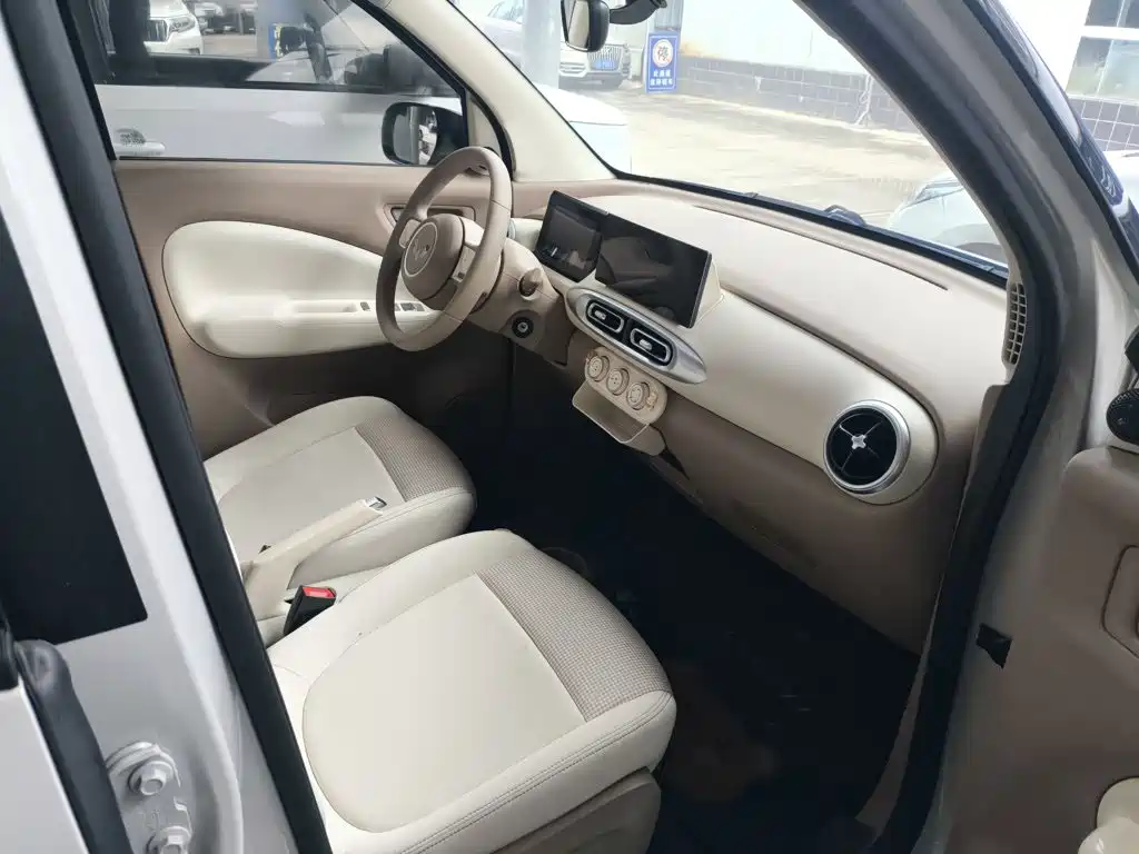 Wuling MINIEV — миниатюра 5