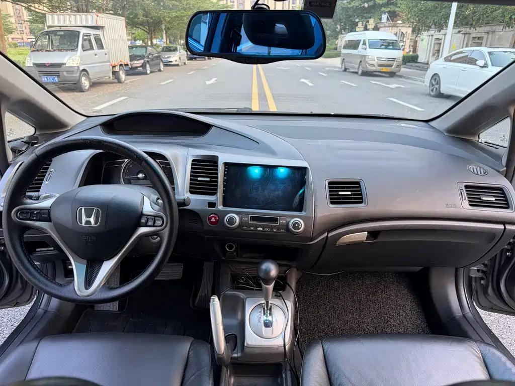Honda Civic — миниатюра 6