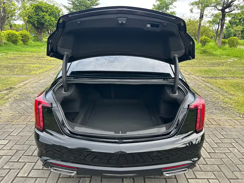 Cadillac CT5 — миниатюра 20