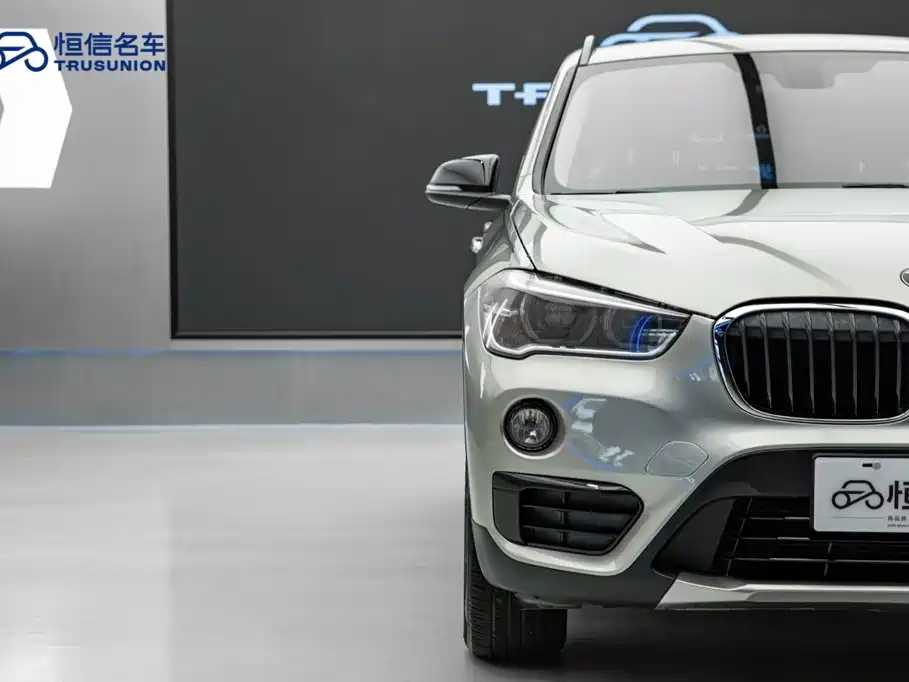 BMW X1 — миниатюра 4