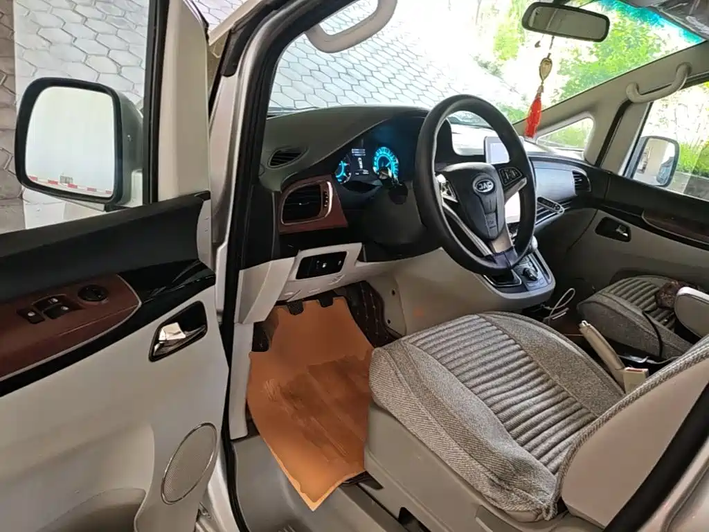 JAC Refine Рафаэль L5 — миниатюра 16