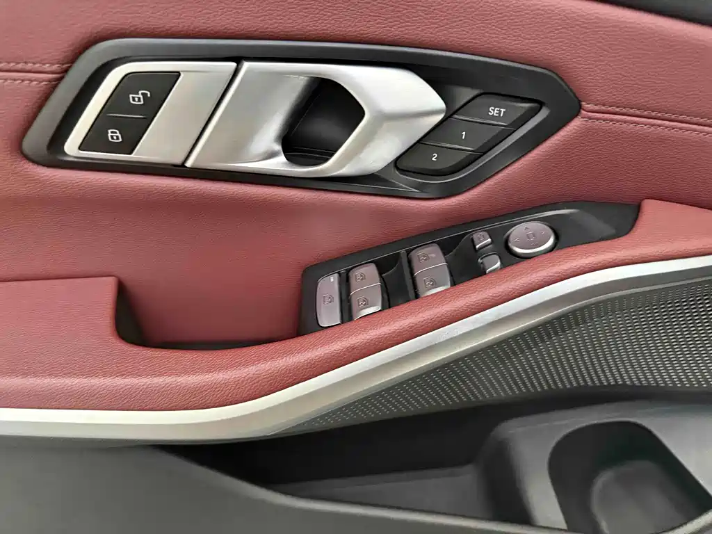 BMW 3 Series — миниатюра 10