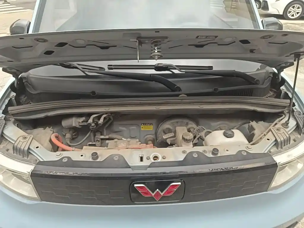 Wuling MINIEV — миниатюра 20