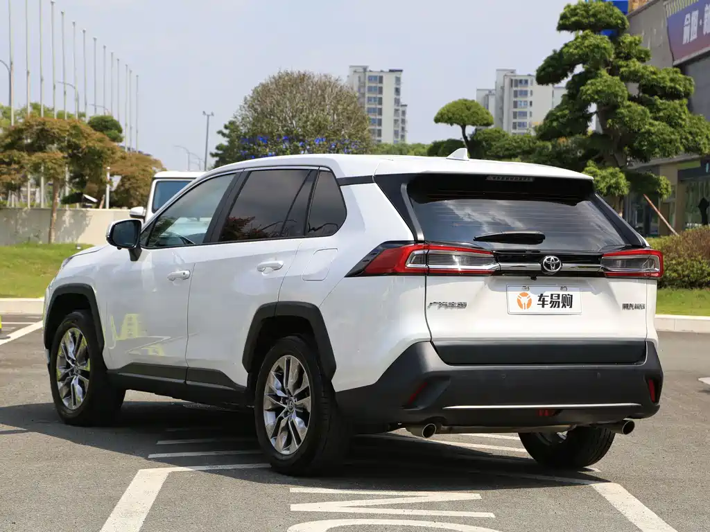 Toyota Wildlander — миниатюра 17