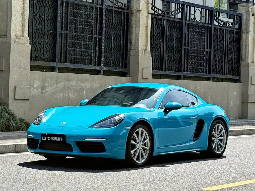 Купить Porsche 718