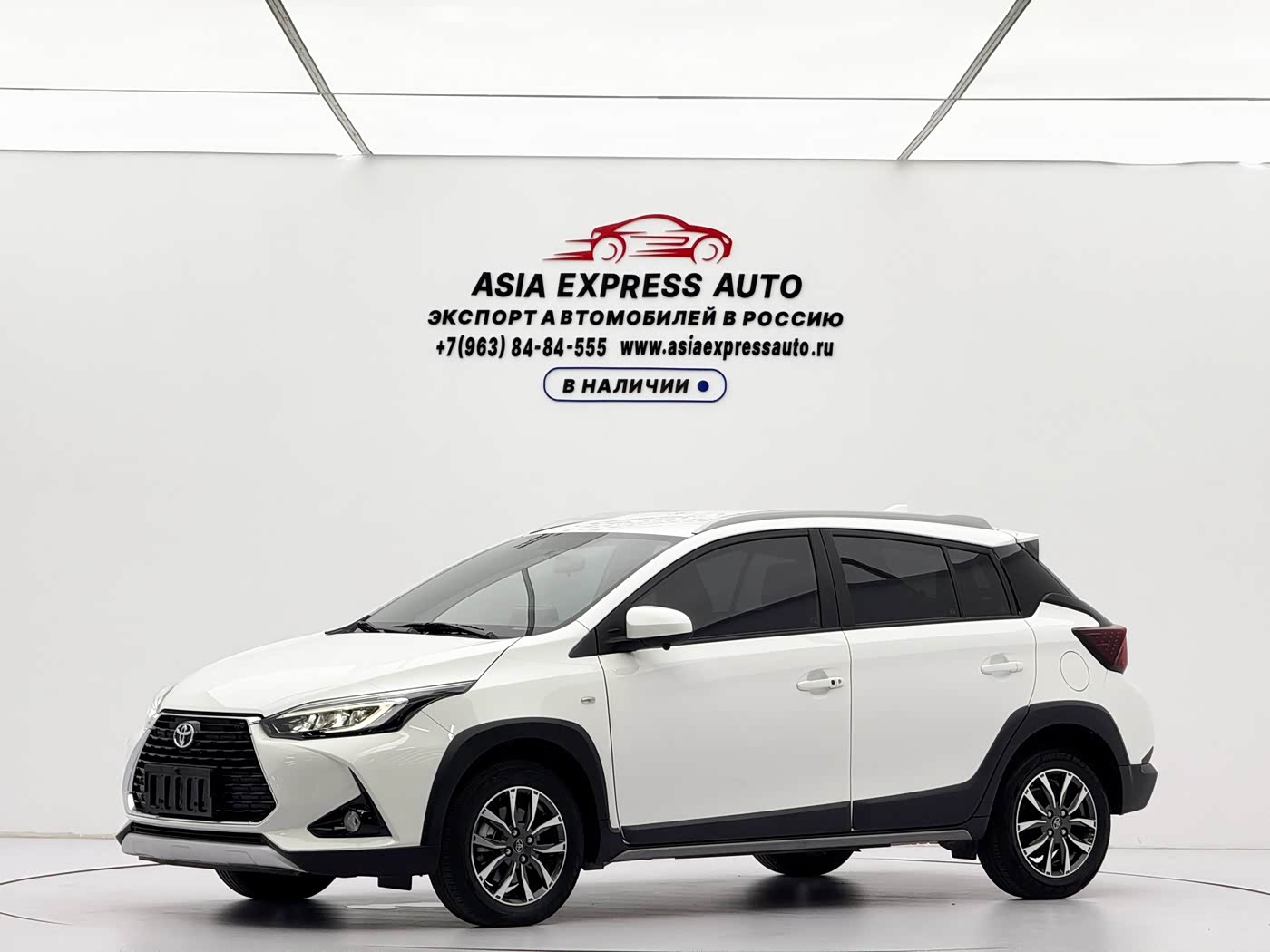 Toyota YARiS L Zhi Xuan 1.5 л 2022 г. Белый, пробег 28000 км