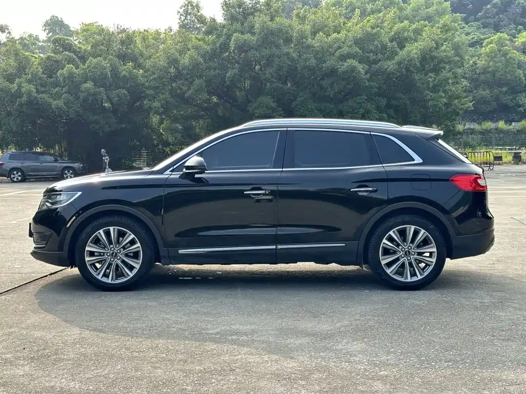 Lincoln MKX — миниатюра 7