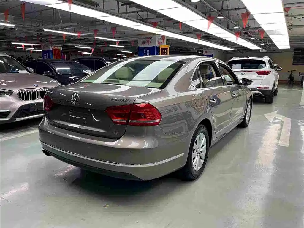 Volkswagen Passat — миниатюра 8