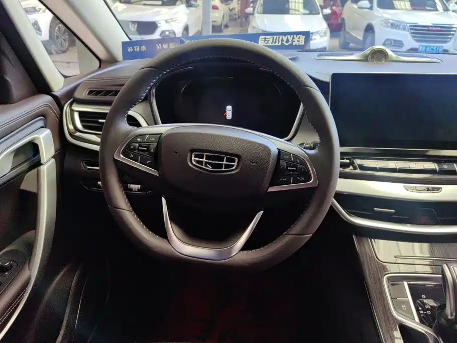 Geely Jia Ji — миниатюра 15