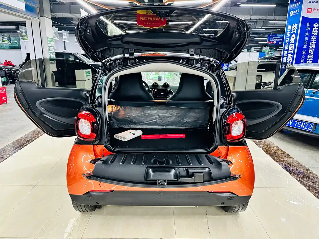 Smart fortwo 0.9T 66 kW Hardtop Pioneer Edition China V, фото 39
