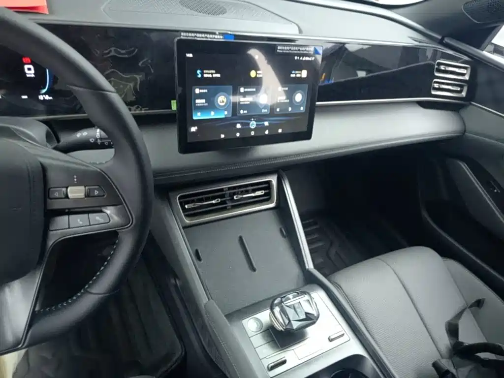BYD Qin L — миниатюра 13
